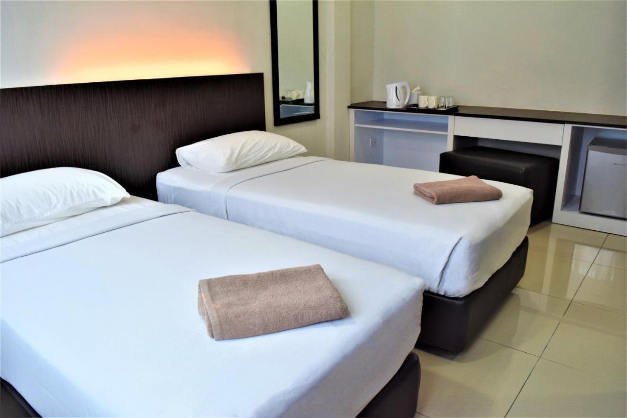 Desaru, Bayu Balau Beach Resort Bandar Penawar 外观 照片