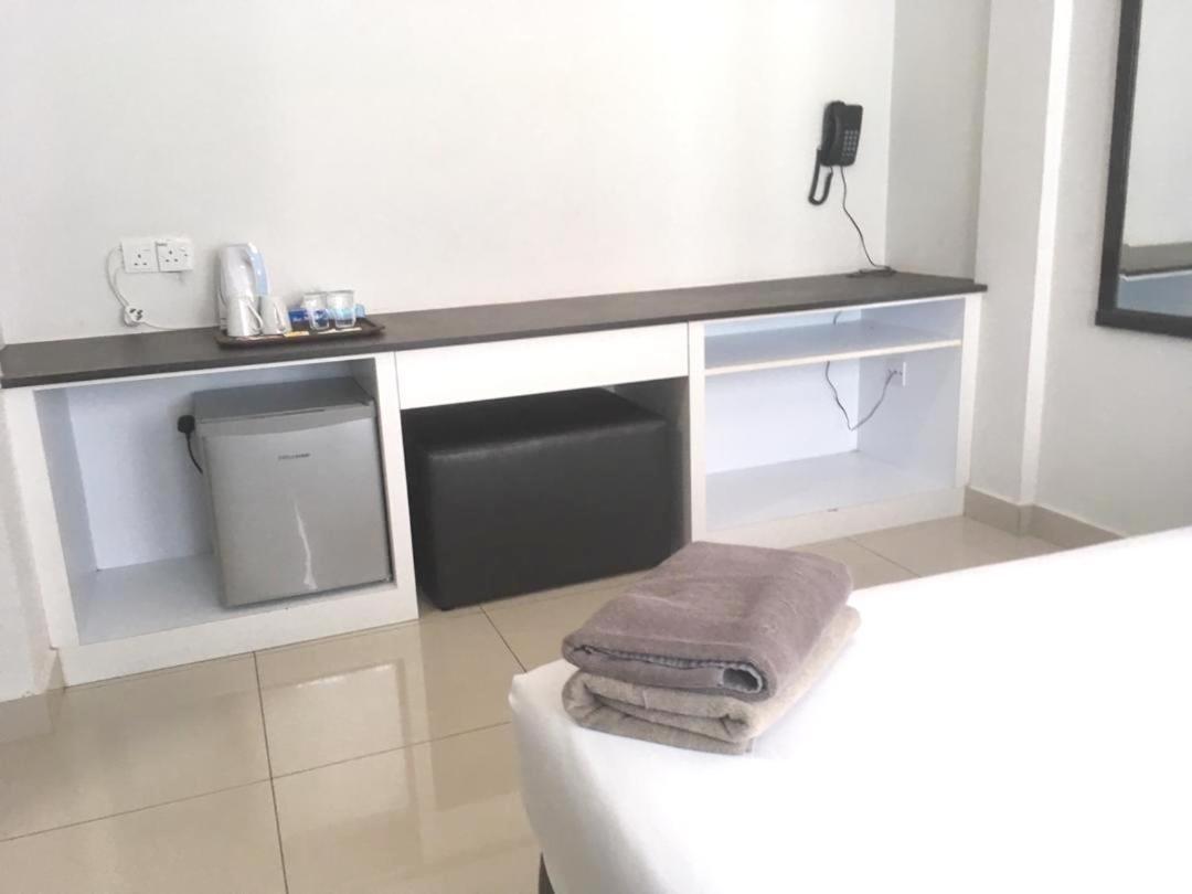 Desaru, Bayu Balau Beach Resort Bandar Penawar 外观 照片