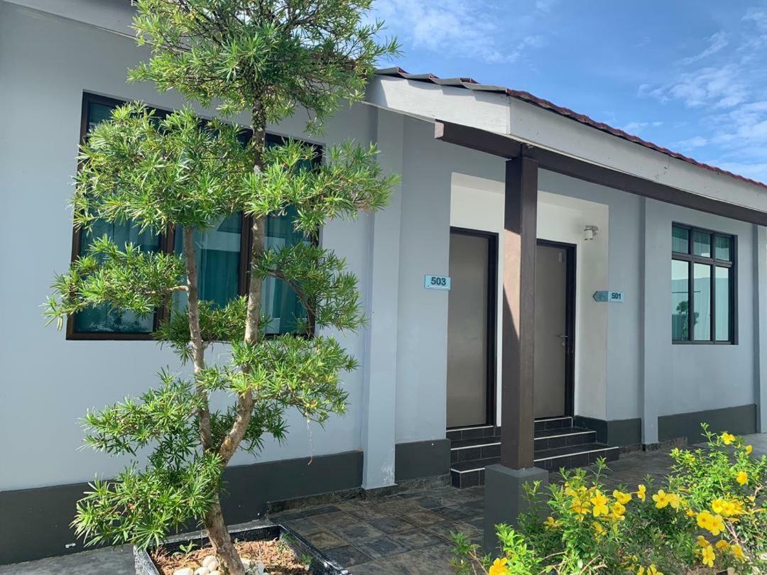 Desaru, Bayu Balau Beach Resort Bandar Penawar 外观 照片